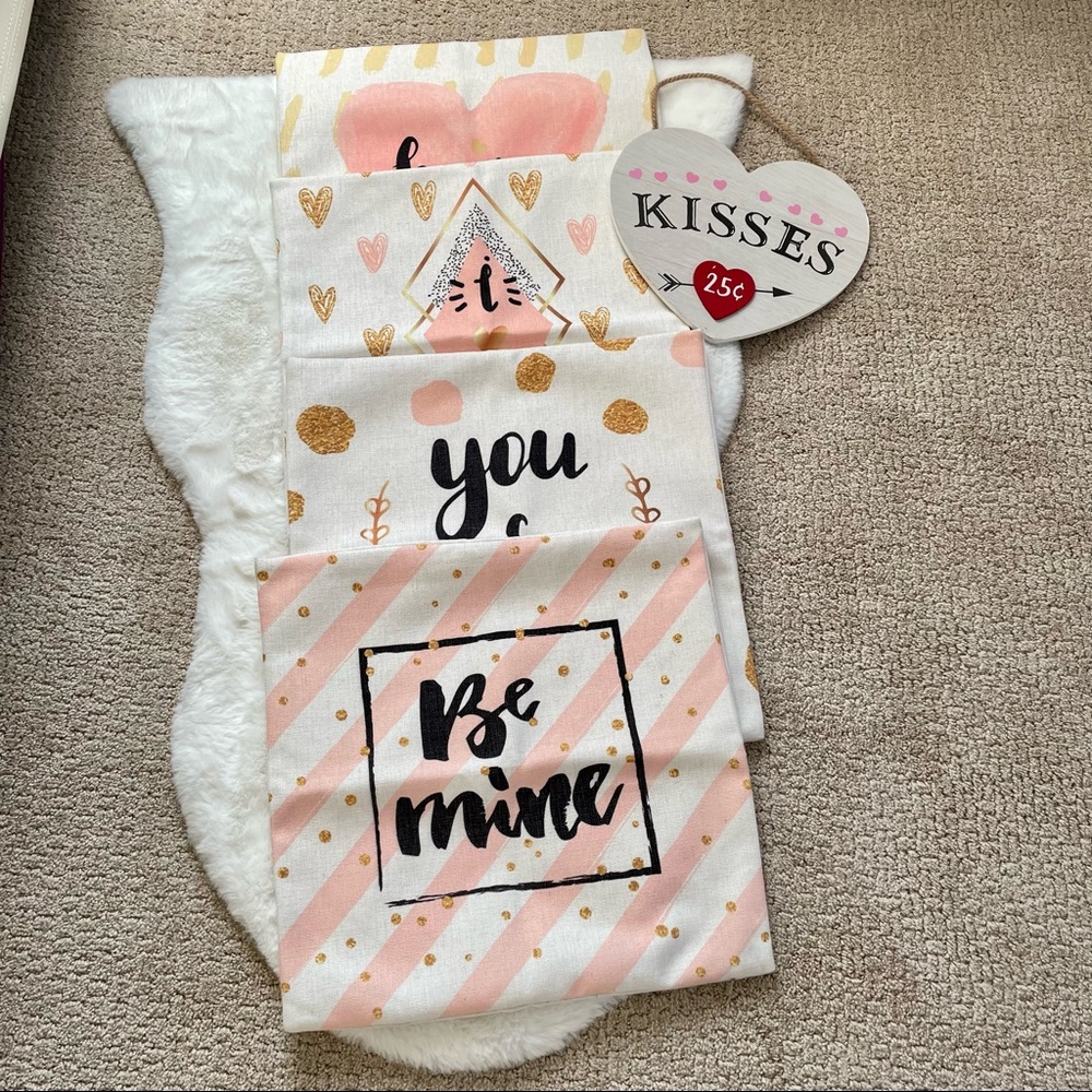 Valentine’s Day pillow covers set